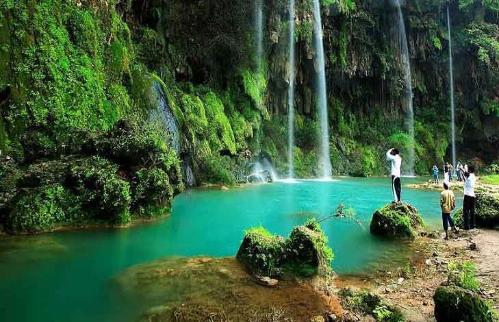 شلالات أثوم