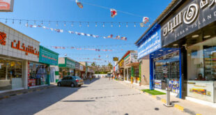 سوق الحافة في صلالة: تجربة تسوق لا تُنسى في قلب التراث العماني